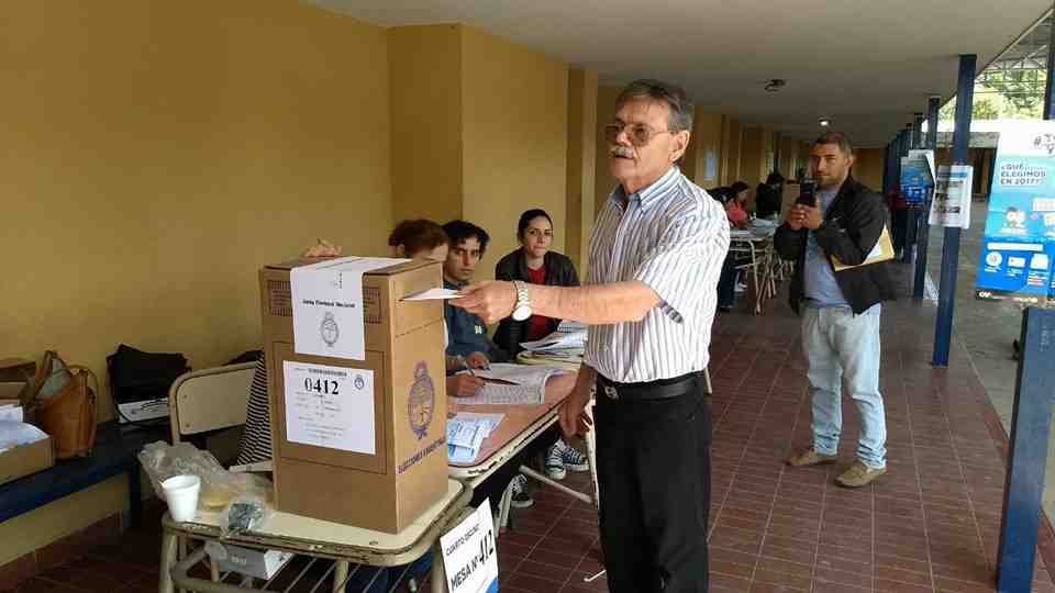 M S Candidatos Emitieron Su Voto Antes Del Mediod A