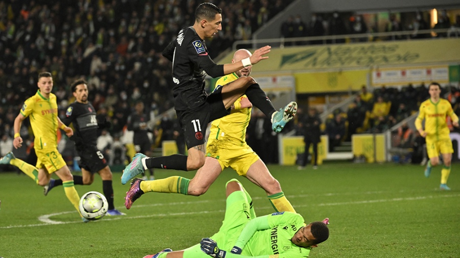 Psg Con Messi De Titular Sufri Un Duro Golpe En Su Visita A Nantes