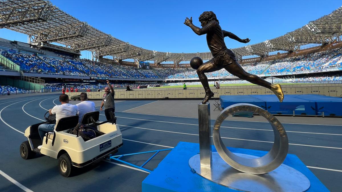 Napoli 2025 maradona homenaje